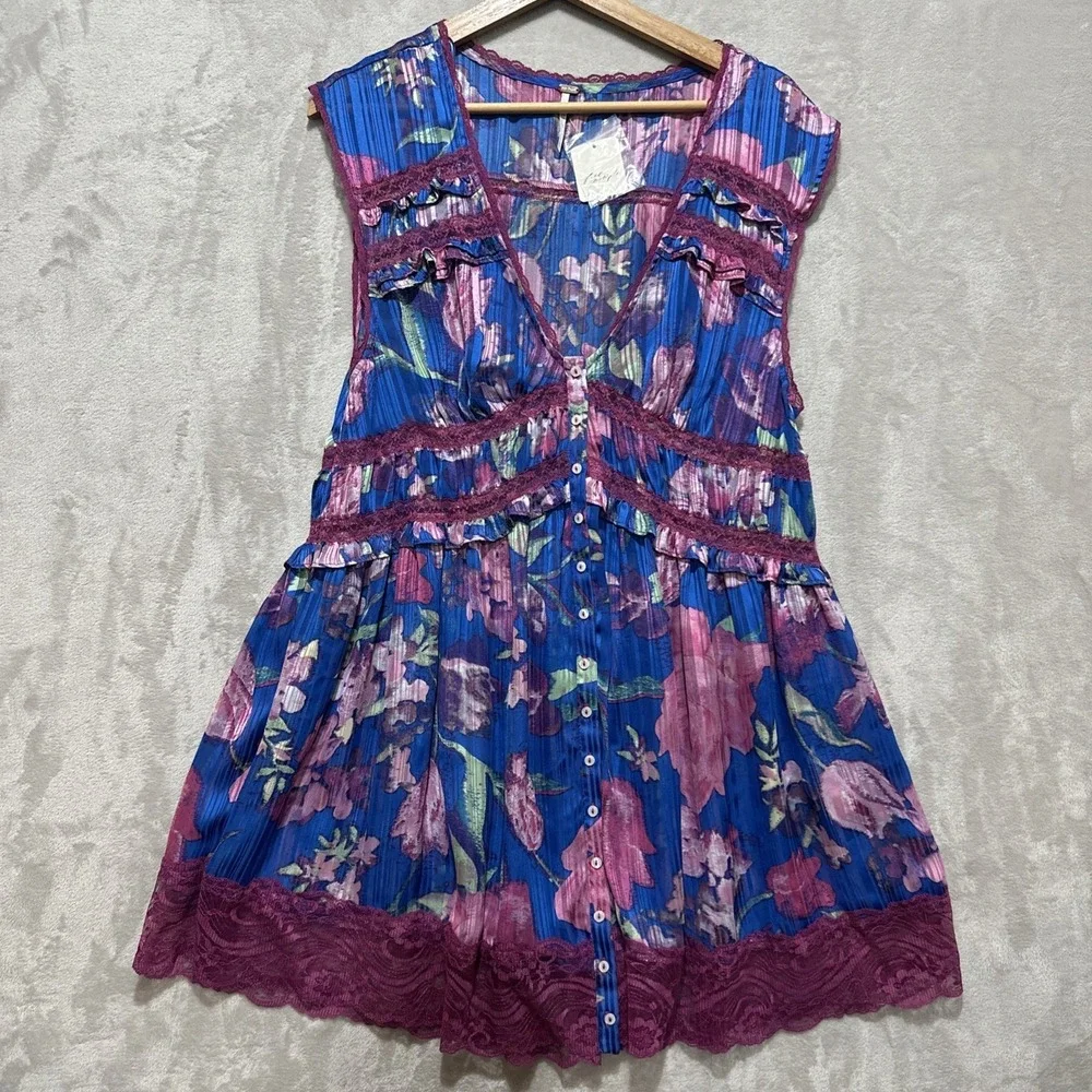 Free People Spring Fling Mini Dress‎ Women's XS Ultra Violet Floral Lace Buttons